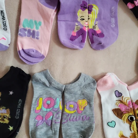 NEW 9 Pair Jojo Siwa Socks, One Size - Picture 7 of 9